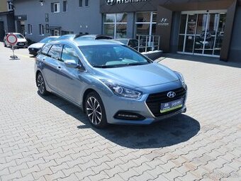 Hyundai i40 WG 1.7CRDi 104kW NAVI ČR 1MAJITEL SERVISKA