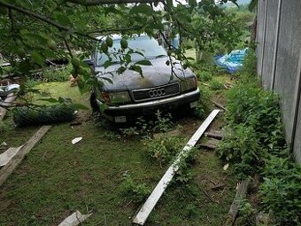 Audi 100 - 1