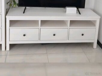 HEMNES TV STOLEK