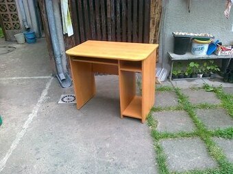 PC - stolek
