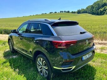 VW T-ROC 1,5tsi 110kw SPORT