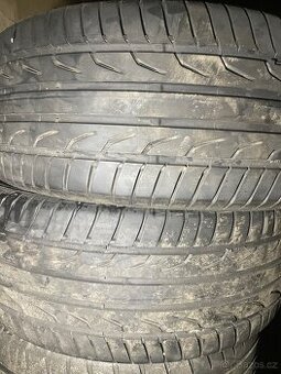 Letni pneu 225/55 r16