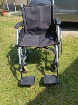Prodám mechanický vozík pro invalidy Meyra