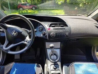 Honda Civic 1.4 /61kW benzín
