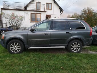 Volvo XC90 2.4 D5 Executive 2005 7míst.