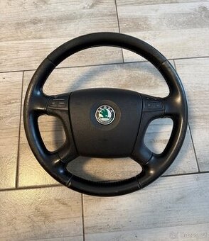 Multifunkční volant Superb 1