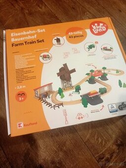 Drevena vlackodraha statek