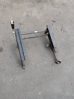 Recaro konzole pro sedadlo mercedes