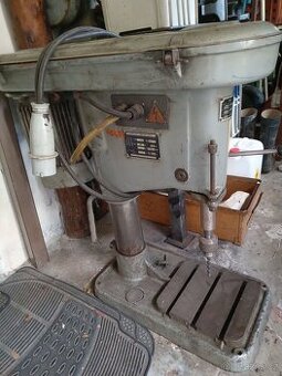 Stolní vrtačka V20A