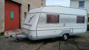 LMC 490 Dominant+ MOVER + dělená lůžka