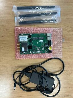 MikroTik RB953GS-5HnT + napájecí adaptér + 3 nové antény - 1