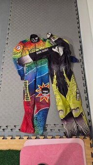 Dětské závodní lyžařské kombinézy 152cm + 14 Let