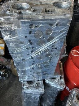 Prodám hlavu na Ford Transit 2.2 TDCI,Jumper HDI,Ducato,