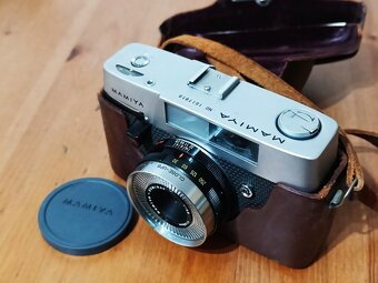 MAMIYA EE (Kominar 2,8/40mm SEIKOSHA) - 1962