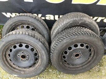 4x plechové disky včetně zimních pneu 205/22 R16 91T