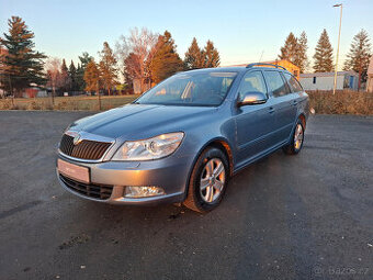 Škoda Octavia II kombi 1.4TSi 90kW,xenony,senzory,šíbr