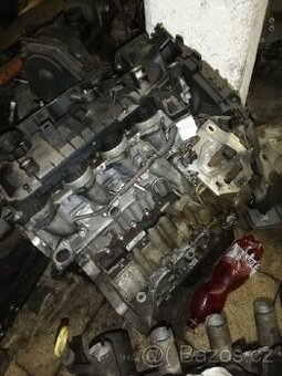 Prodám motor Ford Focus 1.6 TDCi 66kw HHDA. Motor je se vstř