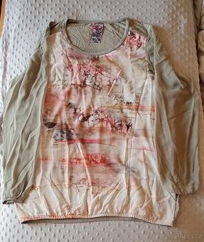 Šifonová halenka Zn. Via appia vel. 40