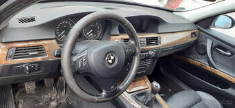 BMW e90 / e91 - Interierový dekor ve světlém dřevě