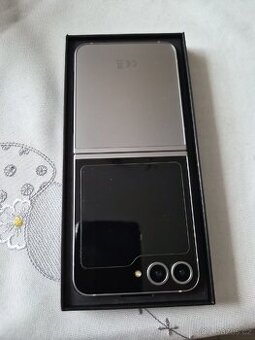 Samsung galaxy z flip 6