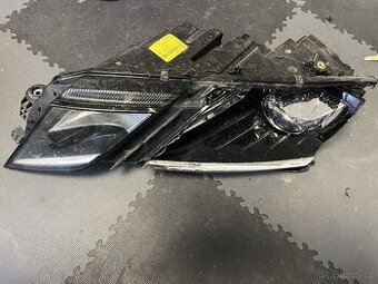 Škoda Octavia 3 lift levé přední světlo na díly