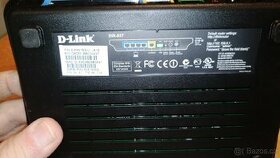 D Link DIR 657 media router, switch
