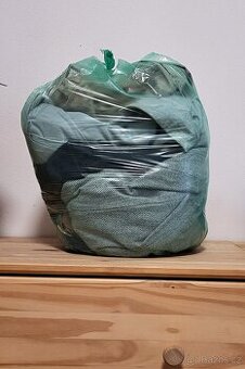 Pytel plný dámských kardiganů a sak, vel. 36-38