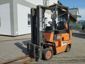 VZV NISSAN 1,5t - Vysokozdvižný vozík