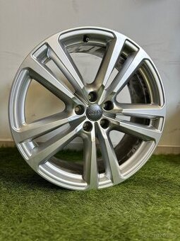 Alu kola 5x112 r20 (Q7s)