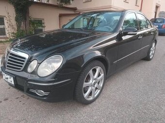 Mercedes E280 V6