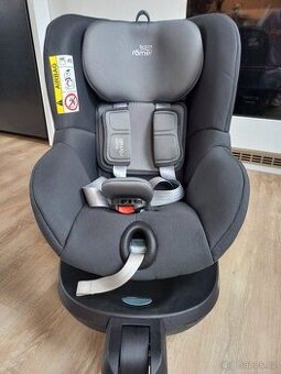 Britax Römer Dualfix 2 R - otočná autosedačka pro dět 0-18kg