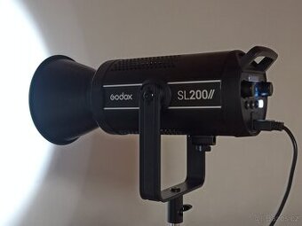 GODOX SL-200 II (200W video světlo)
