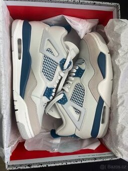 Air Jordan 4 Military Blue