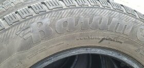 Pneu 215 65 R16