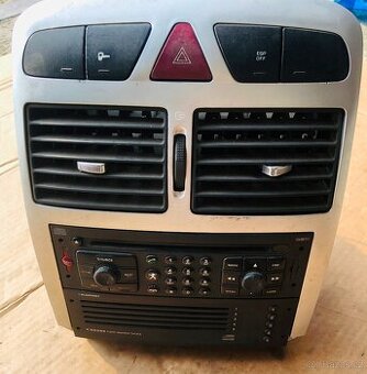 Originál panel i s rádiem Peugeot 307