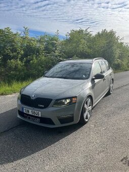 Octavia RS