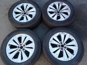 5x112 Audi 8,5Jx19 ET20 číslo 4M8601025 alu disky