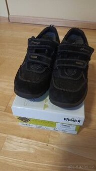 Černé tenisky Primigi s goretexem, vel. 37 - 1