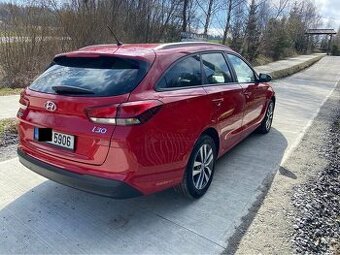 hyundai i30 combi rv2019- 103kw- 105000km- kamera
