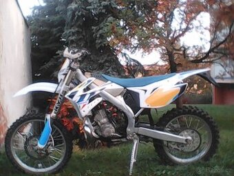 TM EN 300