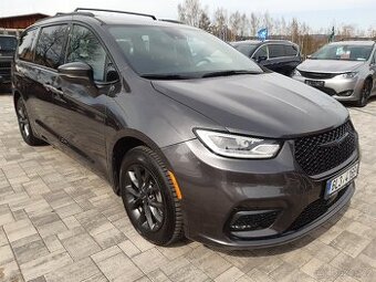 Chrysler Pacifica 3,6L, 7míst, adapt, nový model, 38.000km