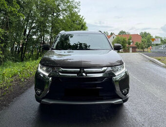 Mitsubishi Outlander 2.0 Intense + 4WD CVT