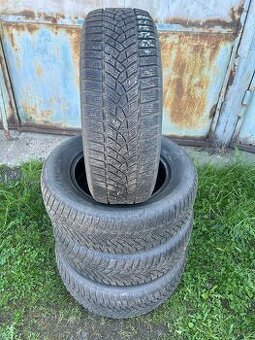 4ks zimní pneu Goodyear 215/65/16