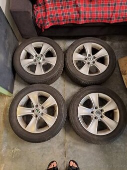 DISKY "Škoda" + PNEU "Dayton Touring 2 - 215/55 R16"