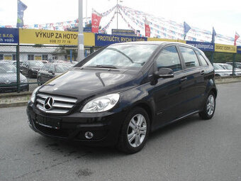 Mercedes-Benz B 180i 1. Maj. 48 tis KM