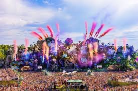 Tomorrowland W2