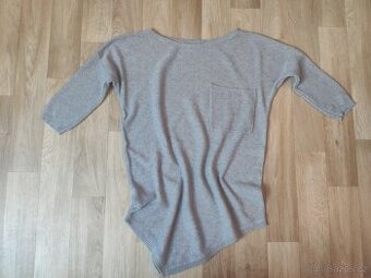 Různé topy - vel. 38 a 40