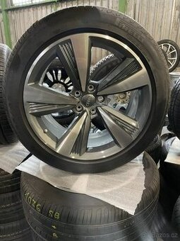 originální sada audi a8 4n0 r19 4N0601025C letní