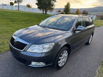 ŠKODA OCTAVIA II 1.6 TDI COMBI//ZÁRUKA//PODZIMNÍ SLEVA - 1