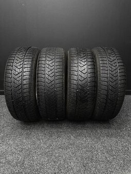 Sada pneu Pirelli 215/65/17 99H